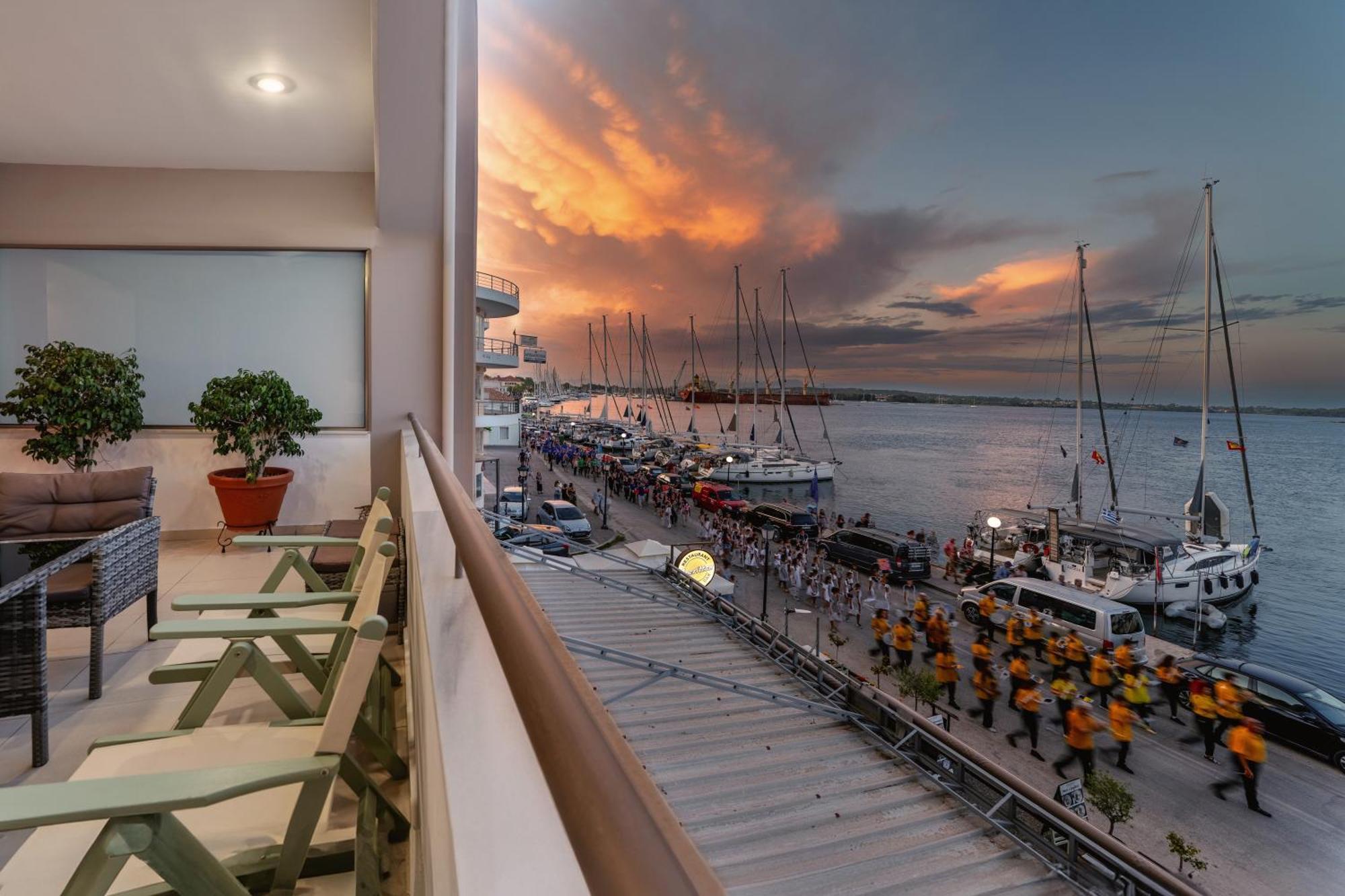 Ionis Seafront Suite Preveza Exteriör bild