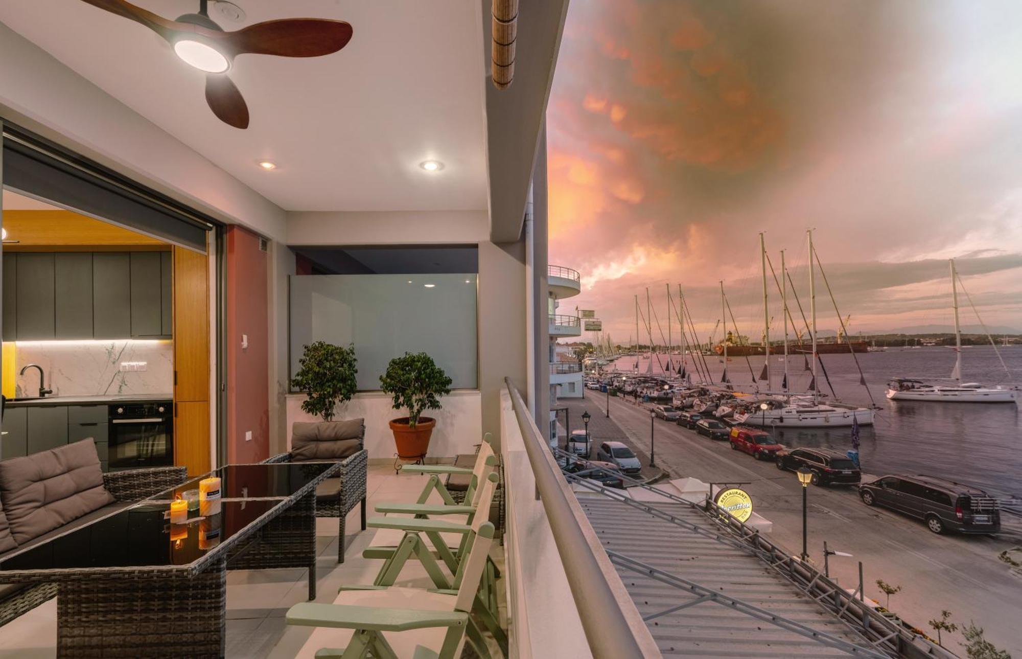 Ionis Seafront Suite Preveza Exteriör bild